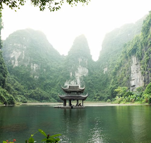 Discover Vietnam